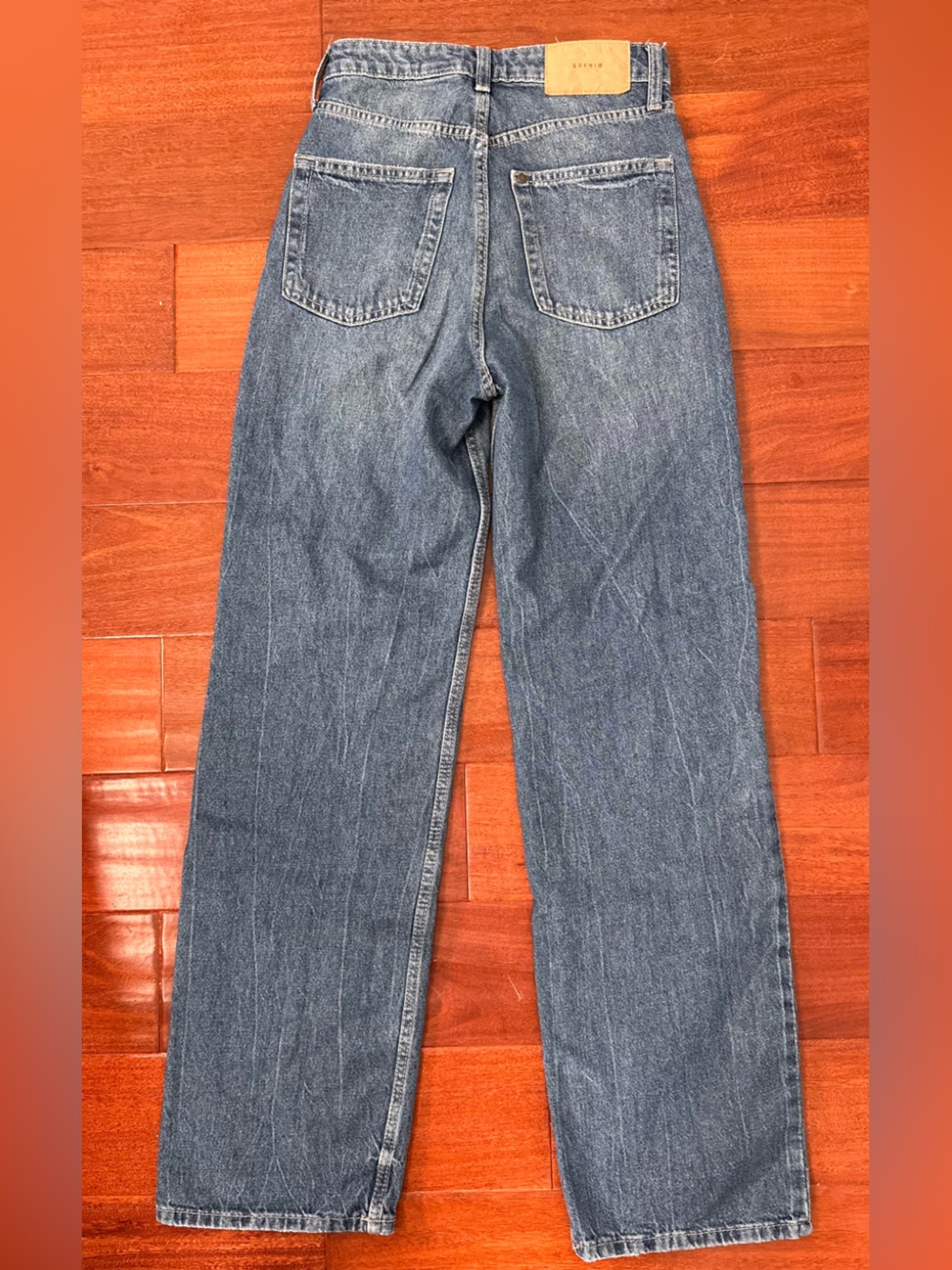 H&M &Denim Ultra High Waist Wide Leg Jeans Women’s Size 2 Blue Medium Wash - Picture 2 of 11